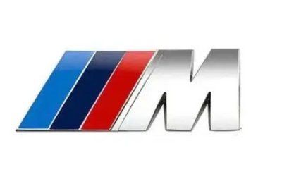 Металева наклейка на багажник для BMW в стилі "M" 453 фото