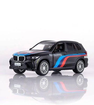 Колекційна-іграшкова моделька BMW Х5 М, Чорна 1939 фото