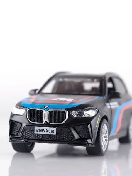 Колекційна-іграшкова моделька BMW Х5 М, Чорна 1939 фото