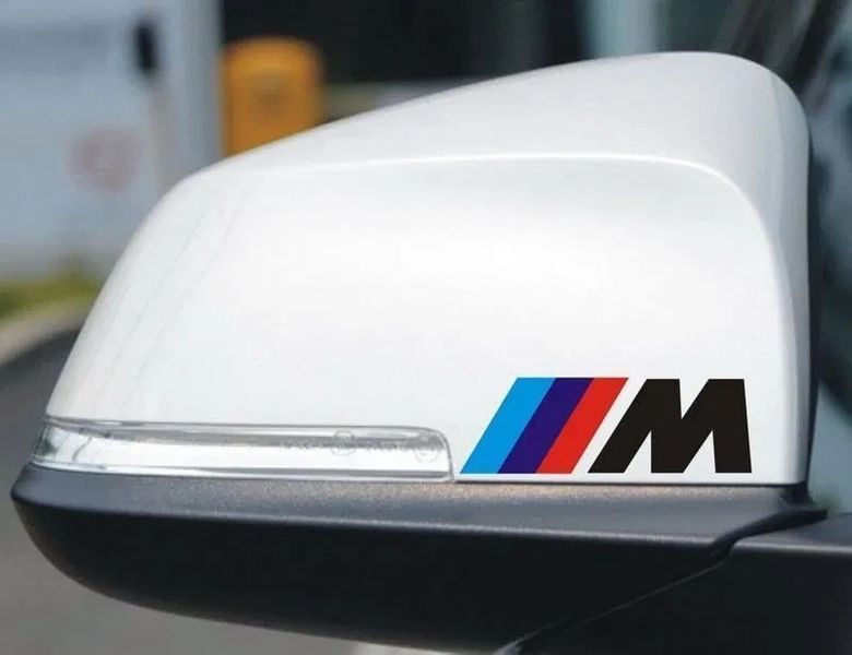Наклейки на суппорта BMW "M" / E60 E70 F10 F15 F16 F25 F30 G01 G02 G05 G11 G30 Черные 520 фото