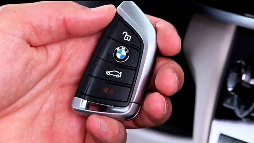 Ключ Парус Черный на 4 кнопки BMW для Ф-серии BMW F15 F16 X5 X6 F30 F25 F32 F36 1568 фото