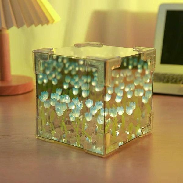 Декоративний світлодіодний нічник DIY у вигляді куба з 3D-ефектом квітучих лілій і прозорим корпусом, Blue 2077 фото