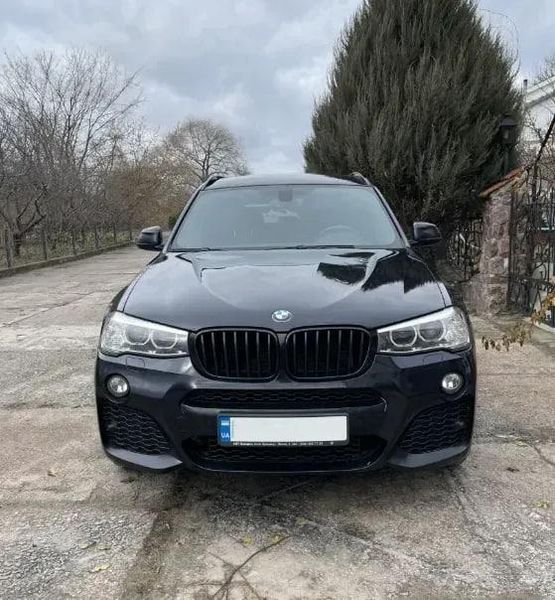 Решетки Радиатора Ноздри однореберные BMW X3 F25 / X4 F26 (2014-2017) Рестайлинг Черный глянец 1622 фото