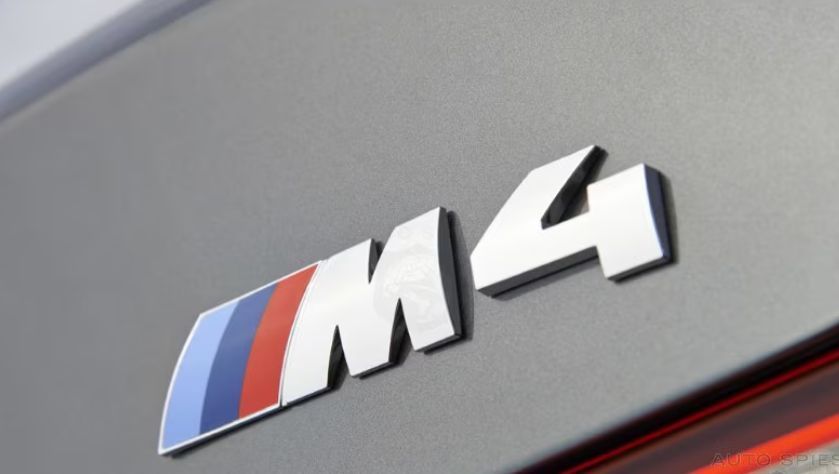 Шильдик логотип эмблема BMW M4, эксклюзивный аксессуар для тюнинга багажника БМВ. 1980 фото