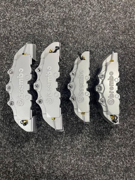 Декоративные накладки на тормозные суппорта Brembo Серые ABS 4 шт. М Брембо ABS пластик 2197 фото