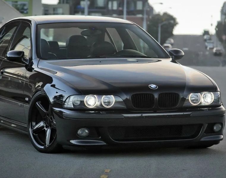 Решетки радиатора ноздри для BMW E39 бмв е39 черный мат седан туринг 730 фото